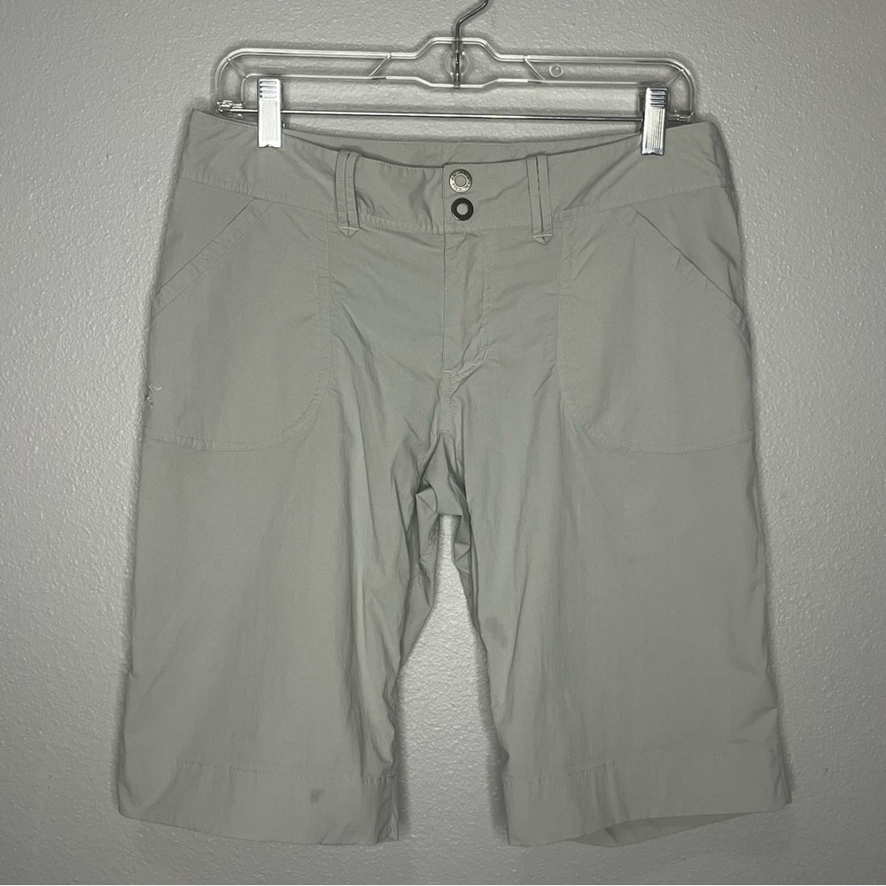 Arc’teryx Outdoor Shorts Women 8 Gray Nylon Bermuda Chino Hiking Stretch Logo